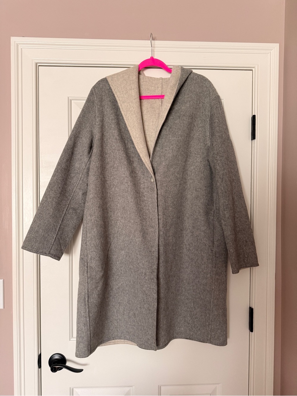 Uniqlo Reversible Hooded Wool-Blend Coat in Gray and Cream
